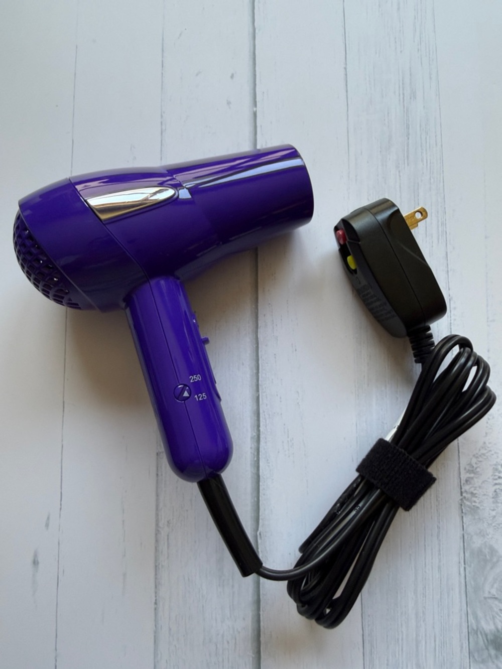 Conair Purple Compact Travel Hair Dryer w Diffuser | Lightweight Portable - Picture 5 of 8